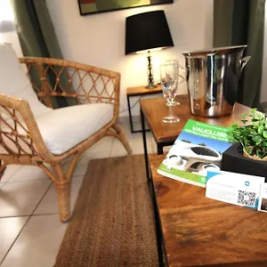 Appartamento Pyramidhome By Les Bastidons De, LʼIsle-sur-la-Sorgue